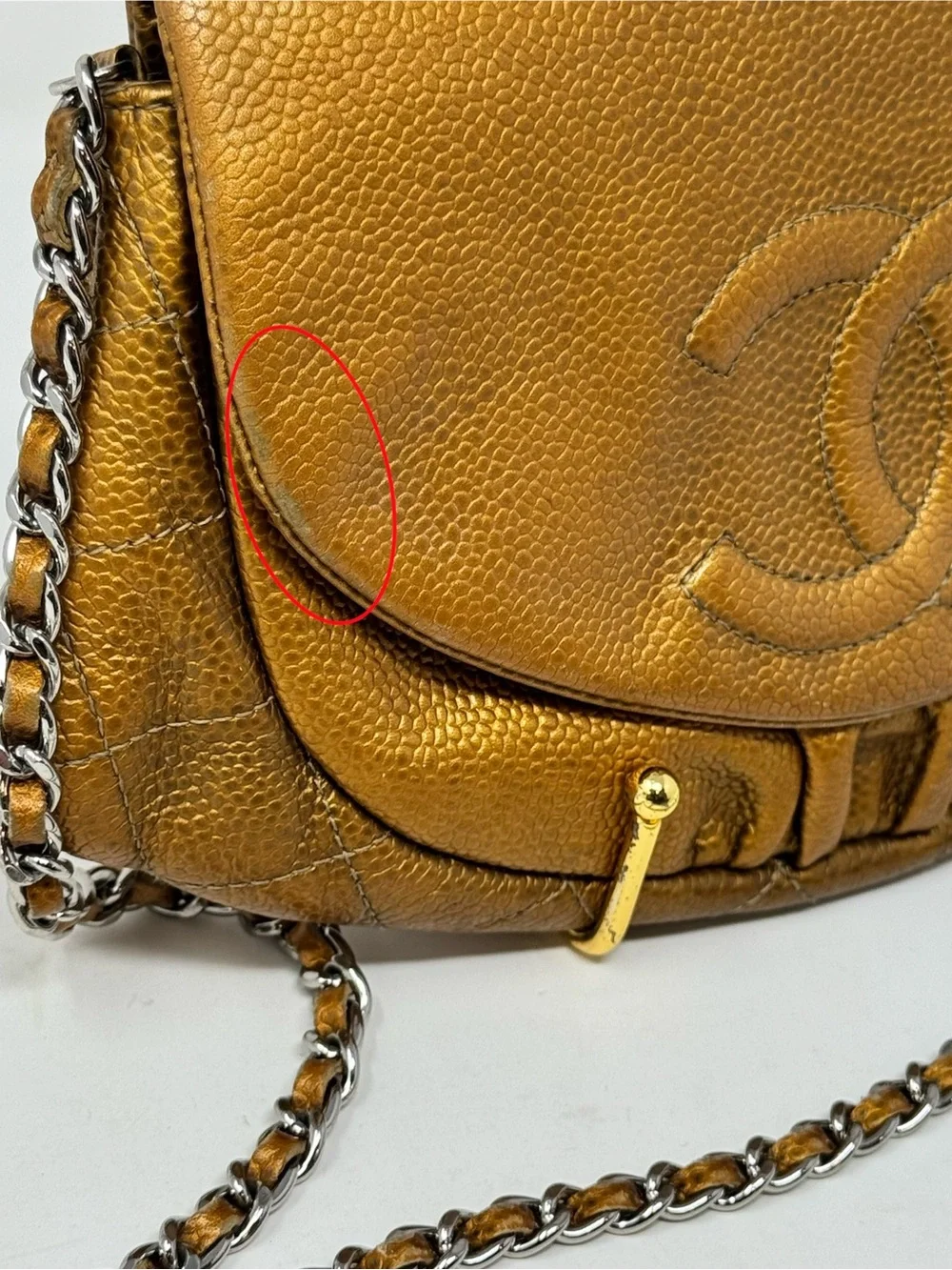 💎💎Preloved Chanel Gold Metallic Mini Half-Moon Caviar Wallet on Chain SHW